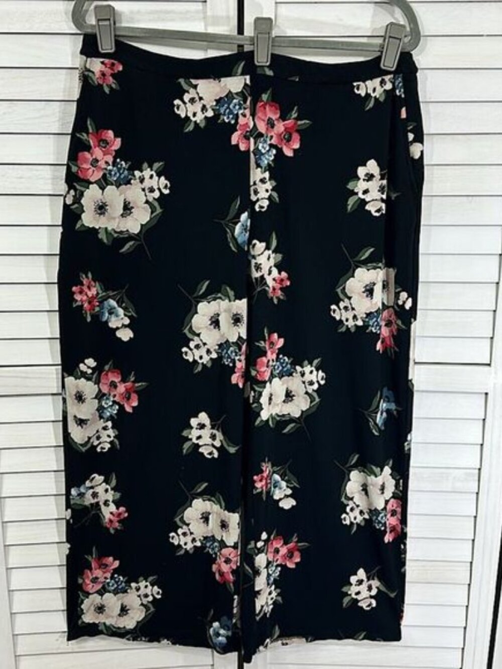 J. Jill Wearever Full Leg Cropped Pants Size Large Floral Flowy - Picture 2 of 9